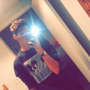 Meet your Posher, Cameron